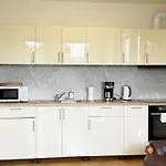 Familyvilla, New 4 Luxury Big Apartments, Parking