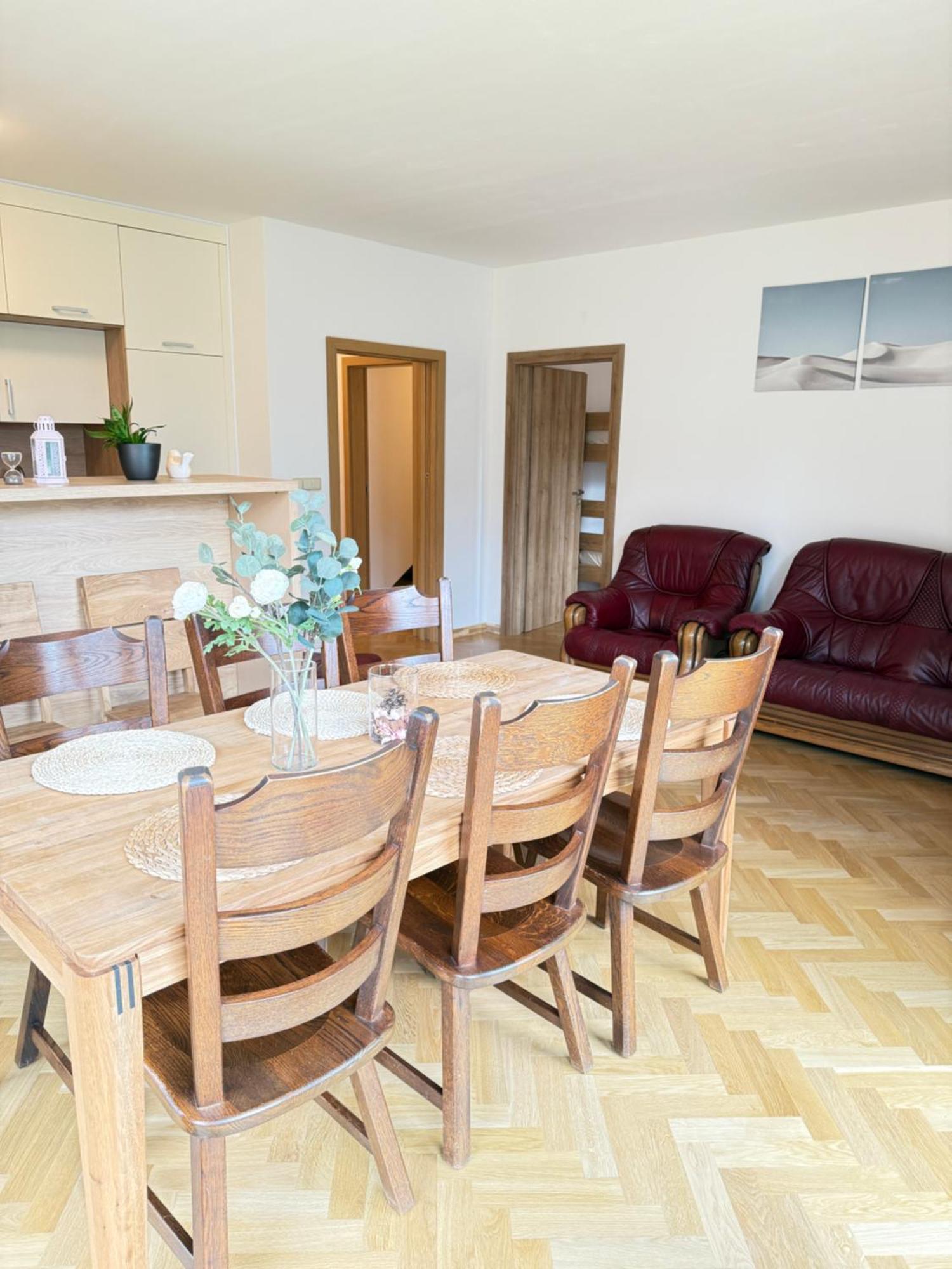 Apartmán Familyvilla, New 4 Luxury Big Apartments, Parking *