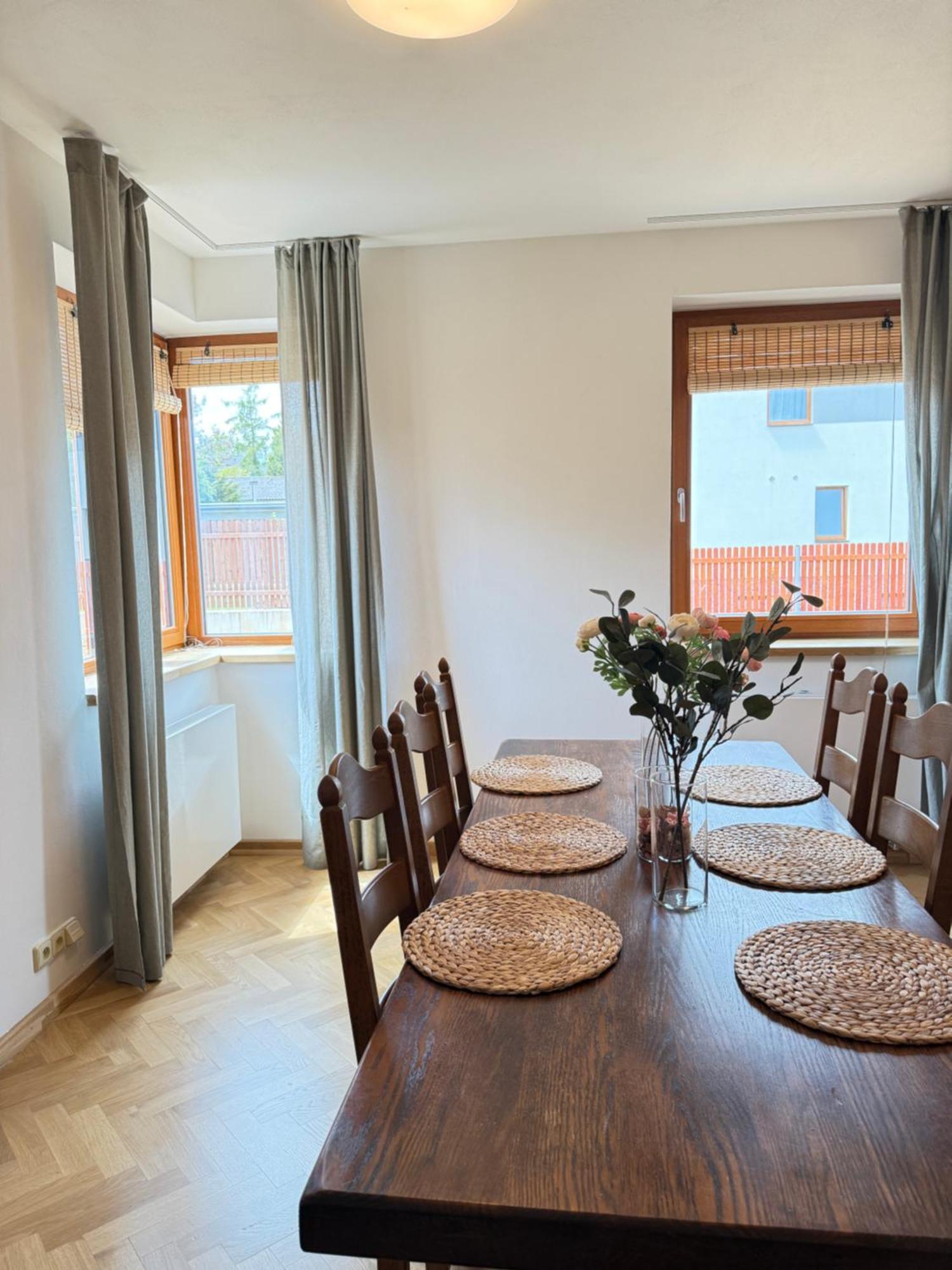 Apartment Familyvilla, New 4 Luxury Big Apartments, Parking