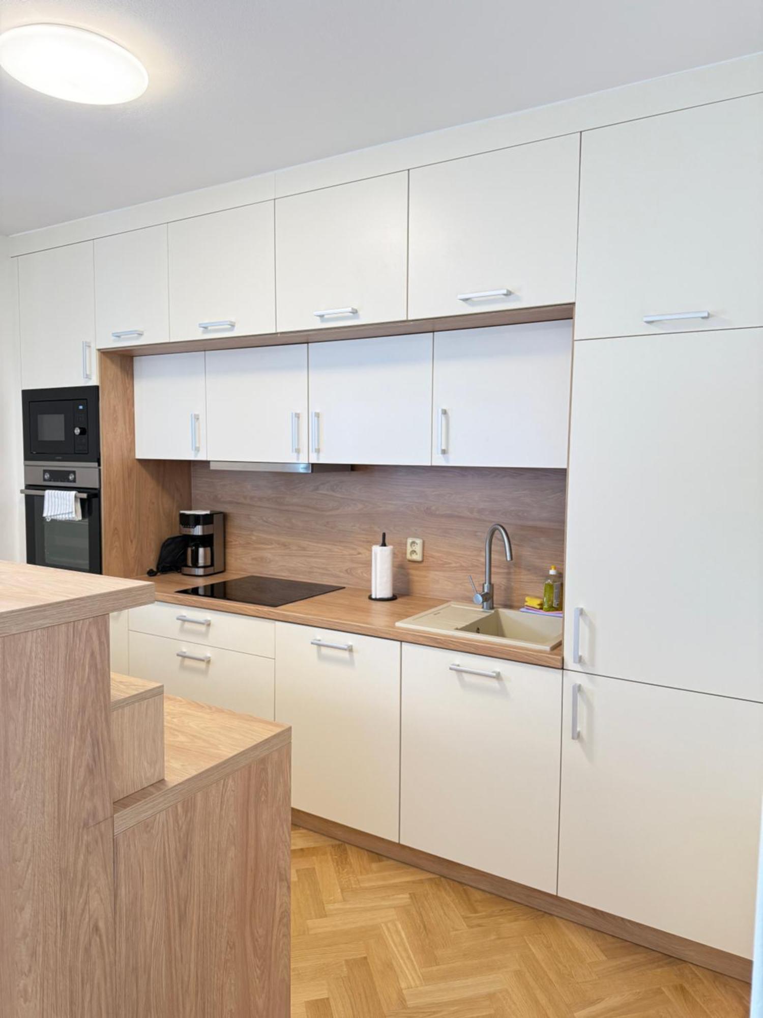 Familyvilla, New 4 Luxury Big Apartments, Parking Apartment Prague