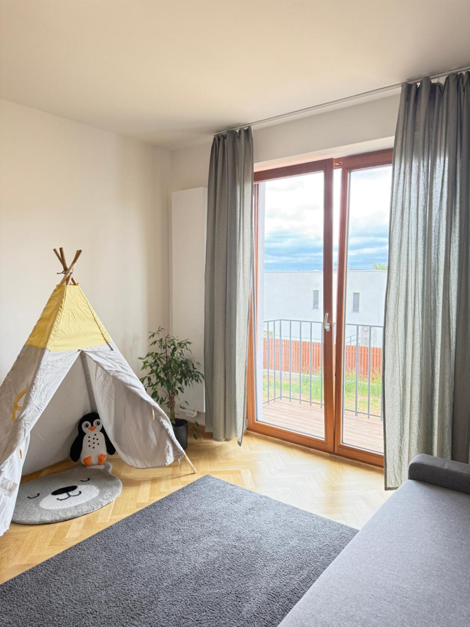Apartment Familyvilla, New 4 Luxury Big Apartments, Parking *