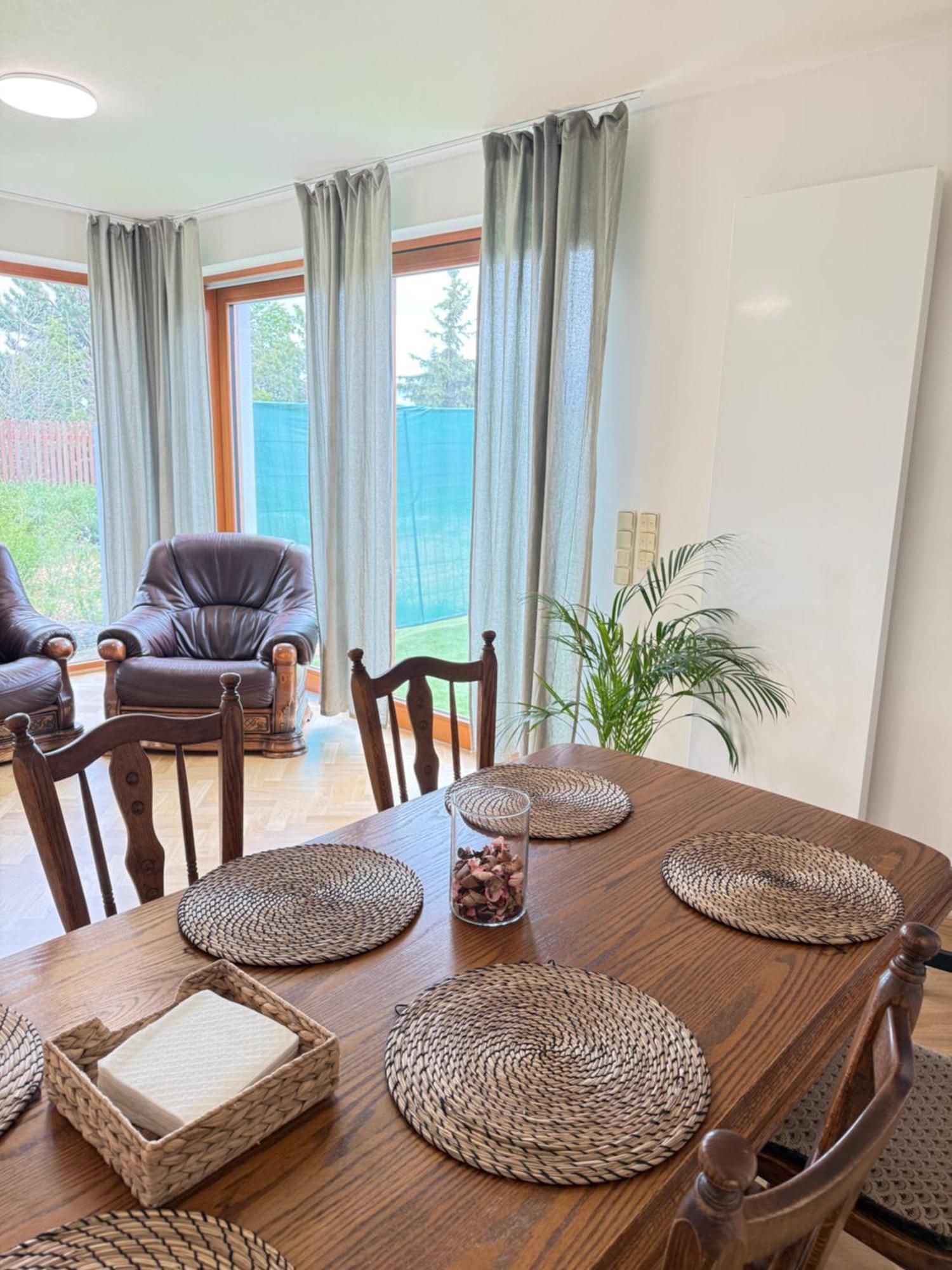 Familyvilla, New 4 Luxury Big Apartments, Parking Apartment