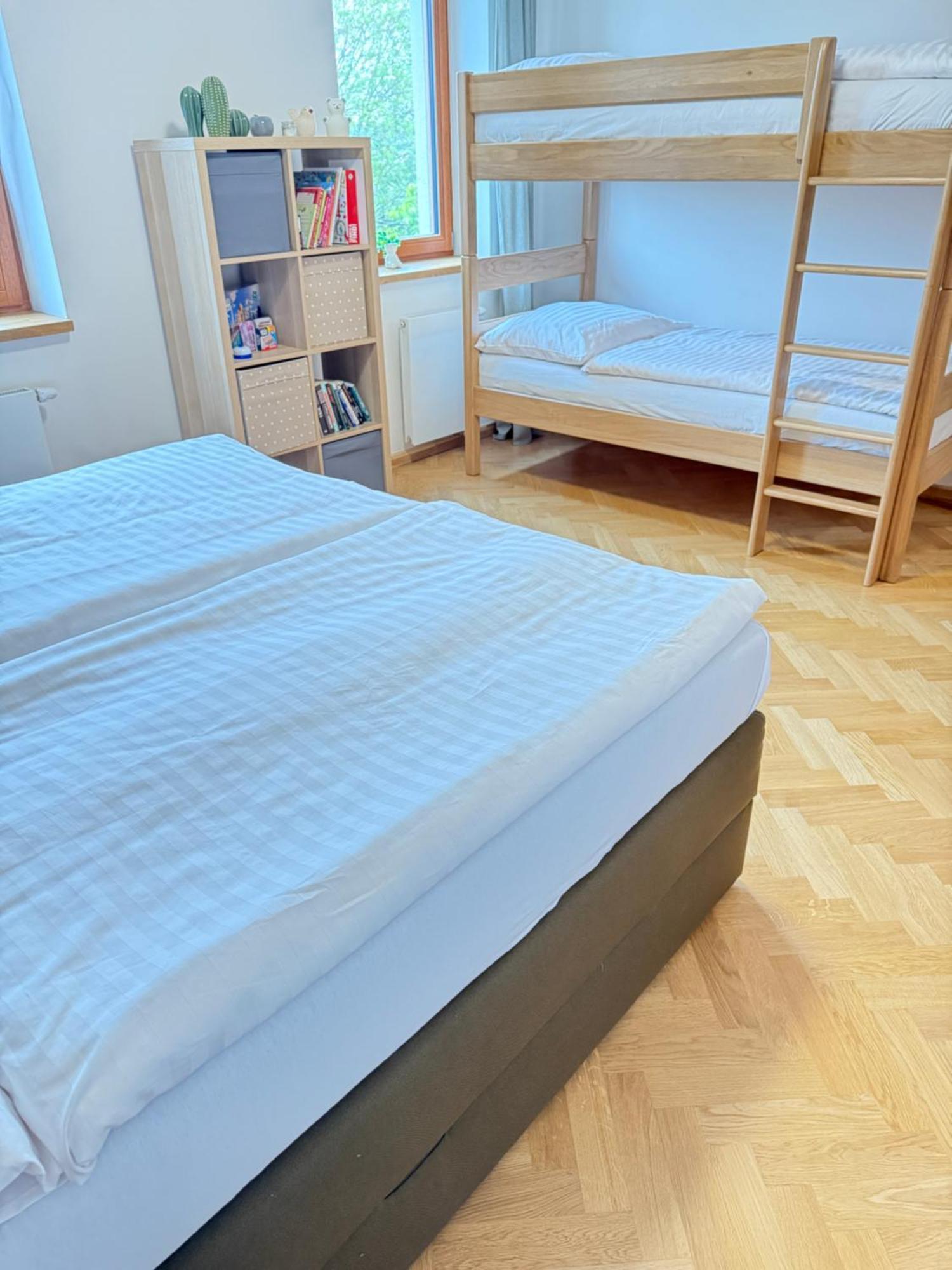 Familyvilla, New 4 Luxury Big Apartments, Parking Apartmán