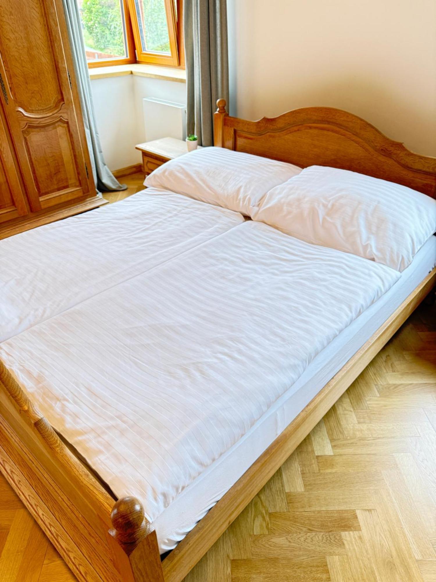 Familyvilla, New 4 Luxury Big Apartments, Parking *